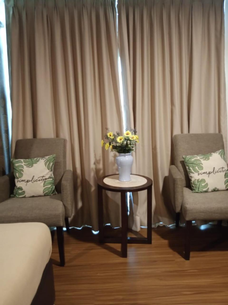 Ain Studio Apartment コタバル 部屋 写真